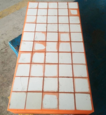 Sản phẩm khai thác và tổng hợp Polyurethane Lớp lót chống mài mòn bằng gốm Polyurethane