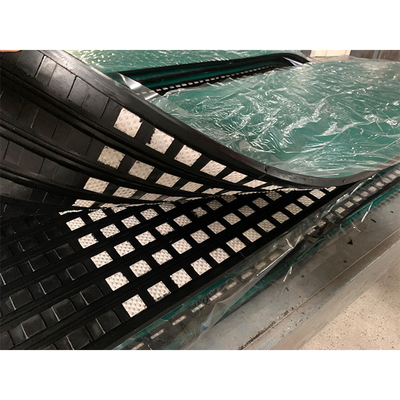 Gạch gốm Dimple được nhúng trong độ trễ cao su cho ròng rọc băng tải Chiều rộng 500mm