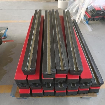 Băng tải Impact Cradle Slide Bar 65A Impact Pad cho băng tải đai