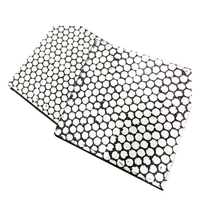 Lớp lót mài mòn gốm 92% 95% Alumina cho hệ thống băng tải