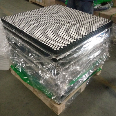 Lớp liên kết Cn Lớp lót gốm Gạch men Alumina cho băng tải khai thác