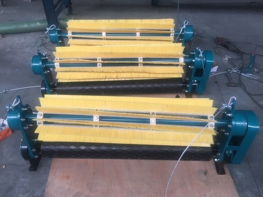 Bàn chải quay có động cơ Máy làm sạch vành đai Bàn chải nylon để khai thác